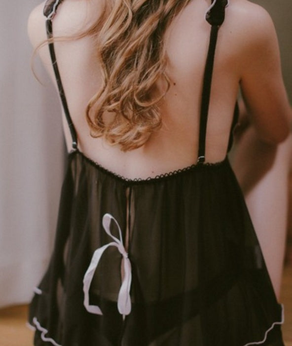 Ensemble chemise de nuit et culotte sexy pour femmes, dentelle en V profond