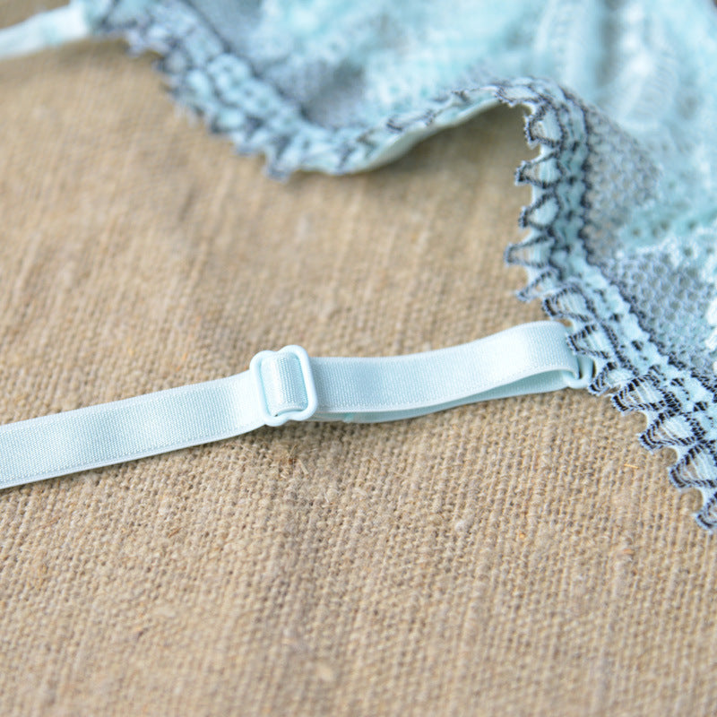 Conjunto de lencería en dentelle.