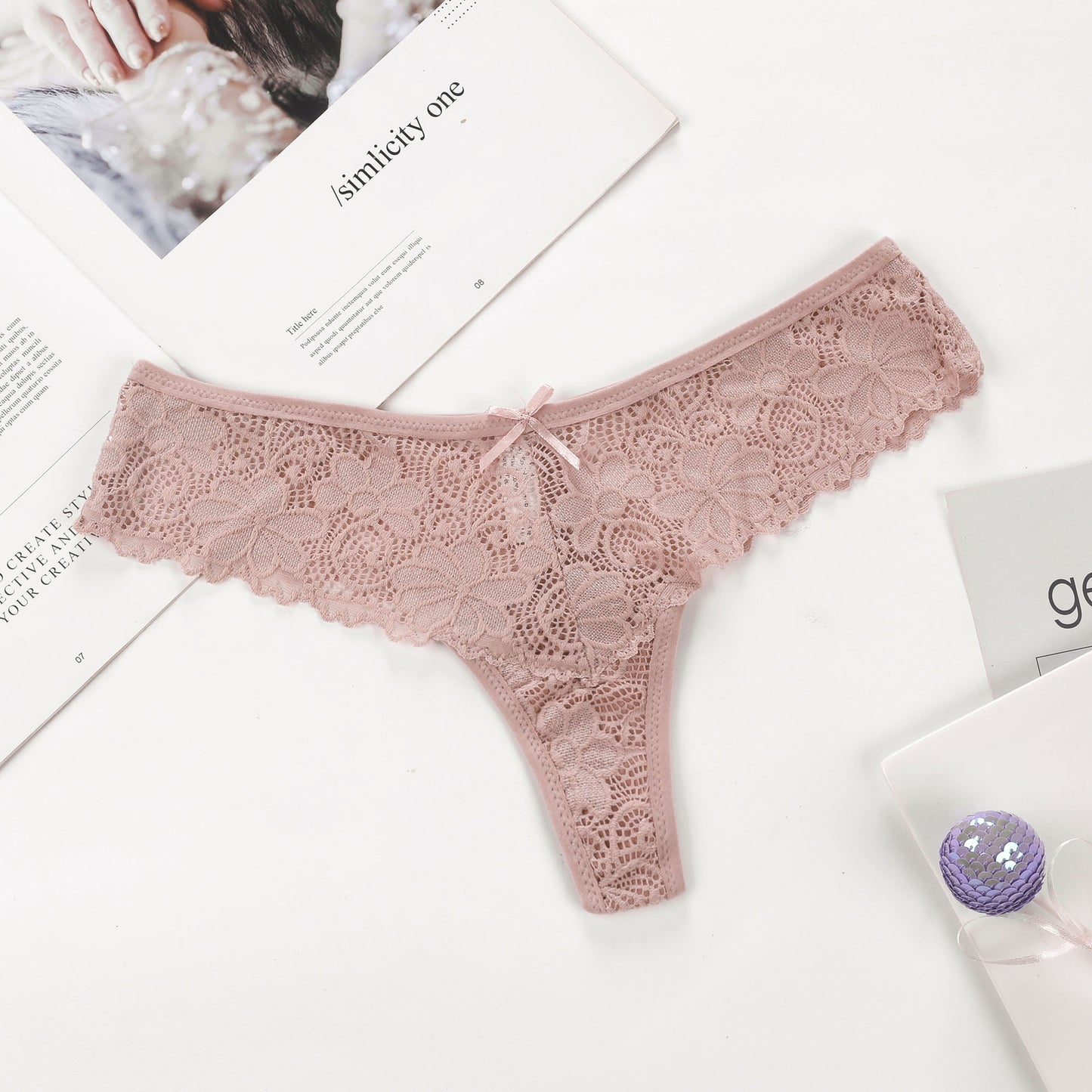 European And American Style Sexy Lace Underwear Hot And Sexy Low Waist Plus Size Traceless Lace