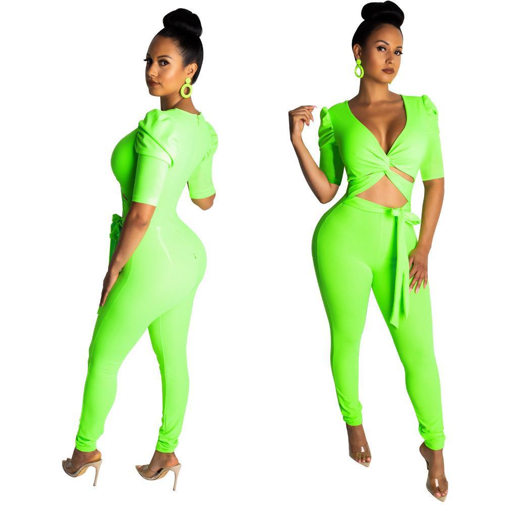 Ensemble de discothèque coupe slim avec bande en V profond et mode sexy