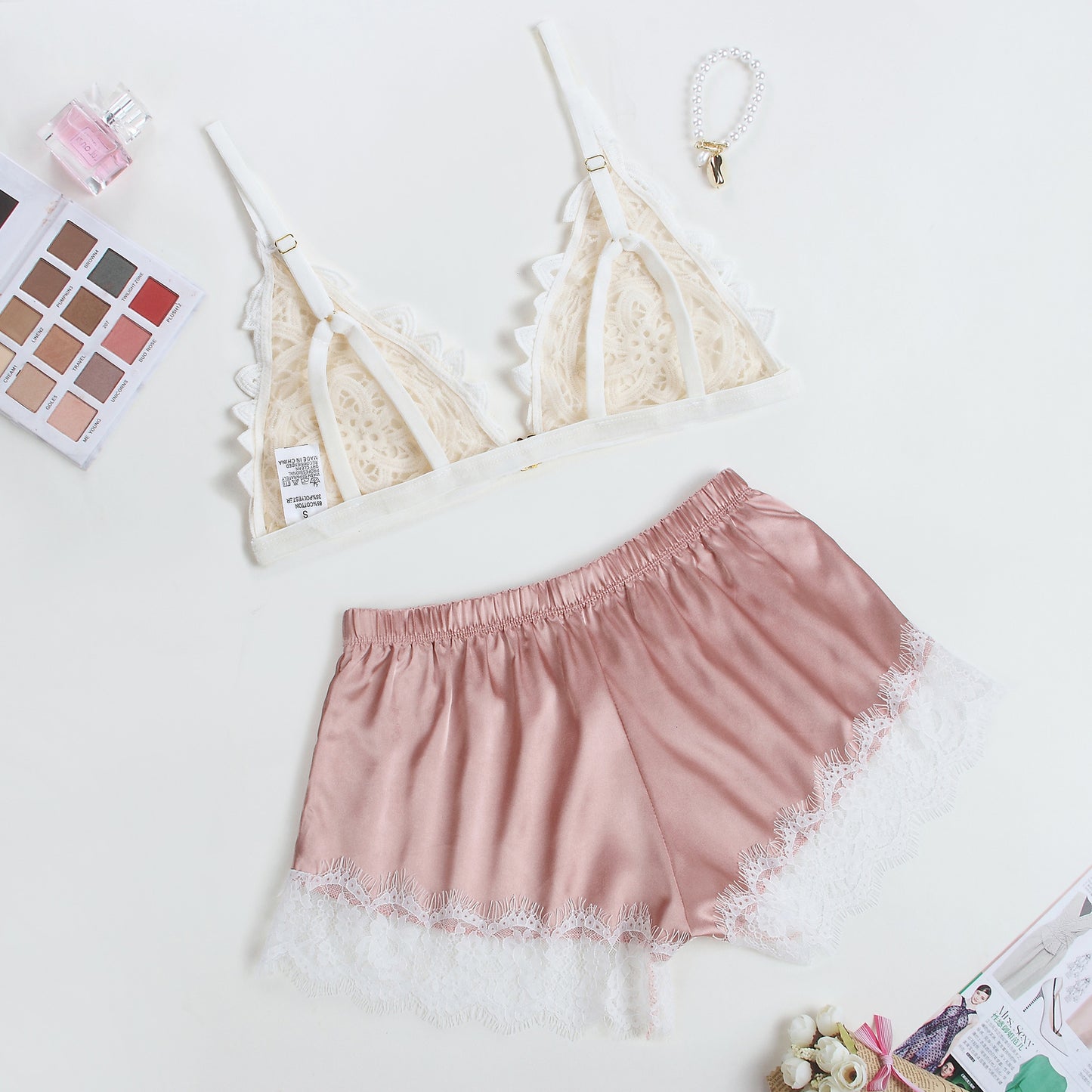Ensemble de soutien-gorge en dentelle sexy européen et américain de couleur unie