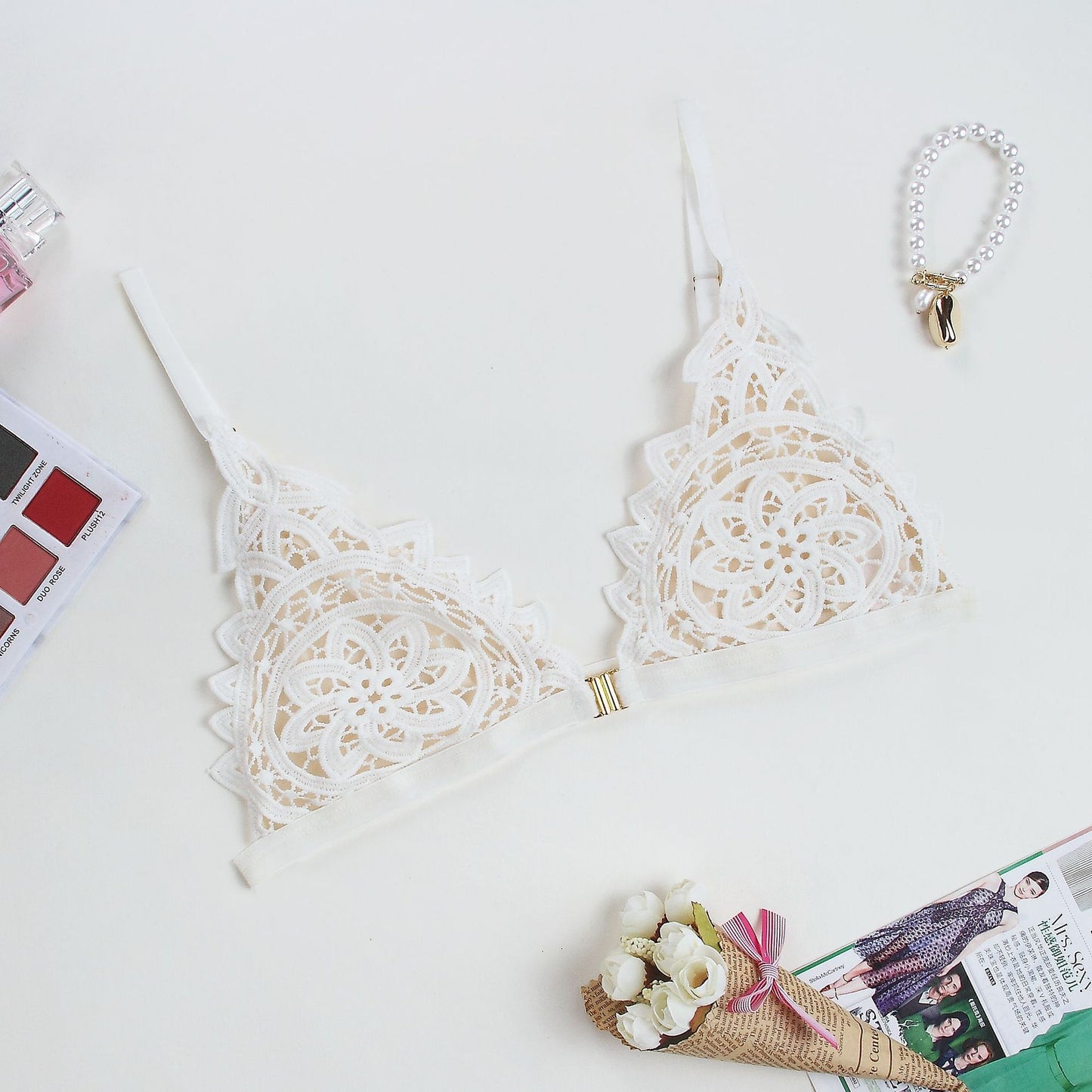 Ensemble de soutien-gorge en dentelle sexy européen et américain de couleur unie