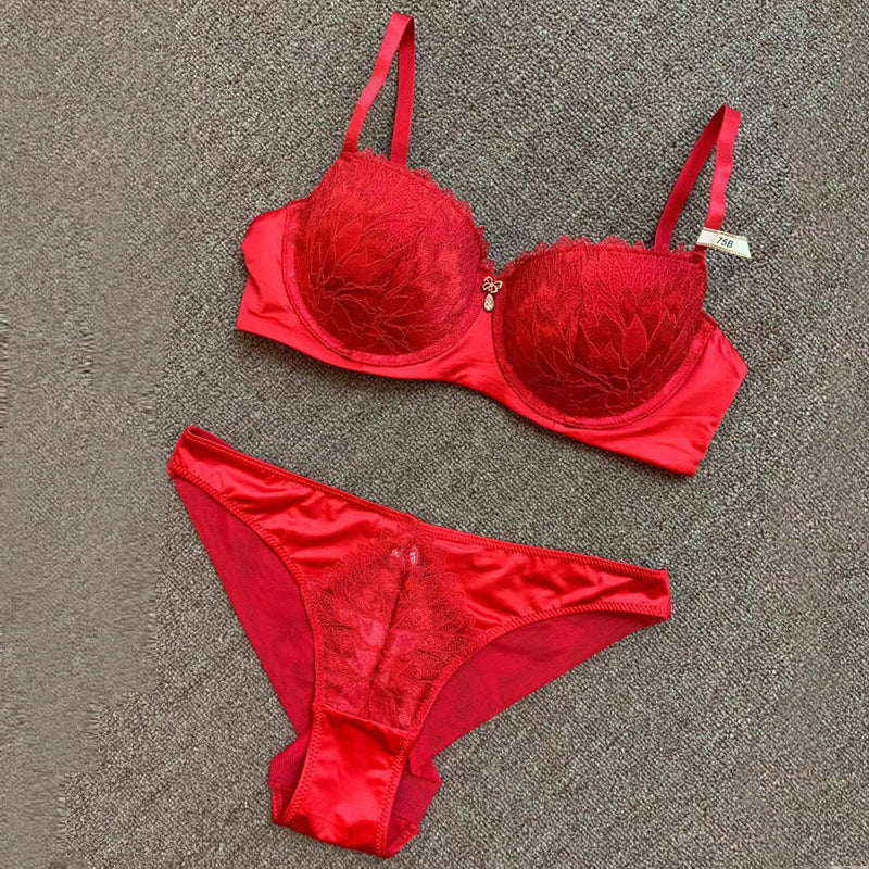 Ensemble de soutien-gorge froncé sexy en dentelle et soie dorée