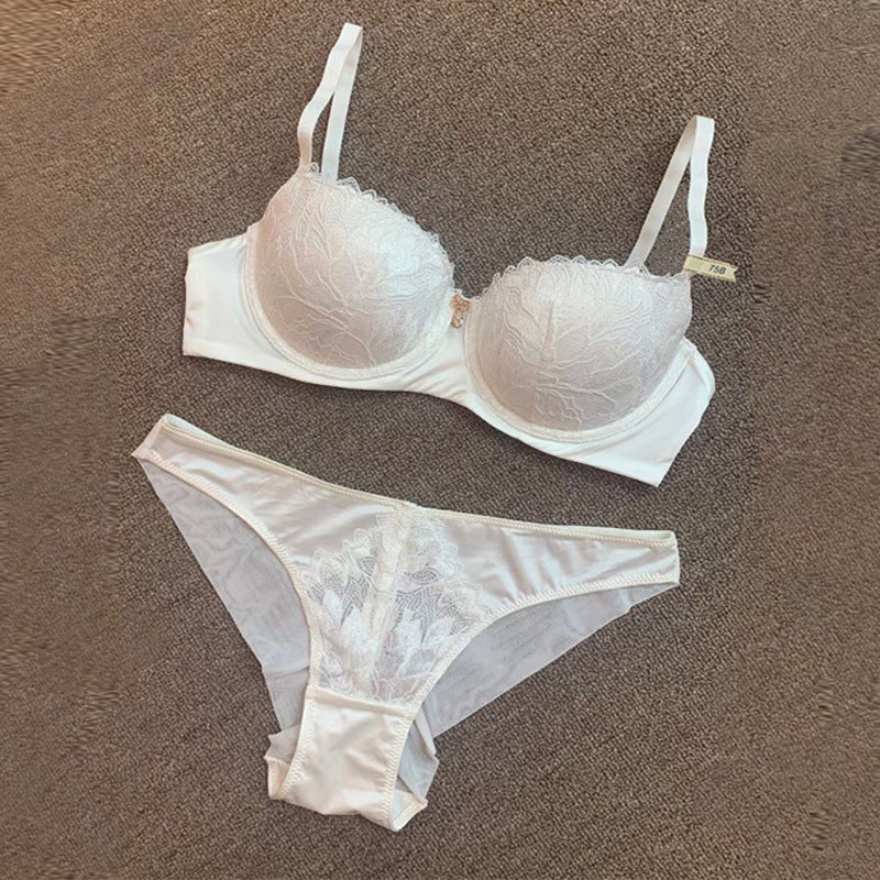Ensemble de soutien-gorge froncé sexy en dentelle et soie dorée