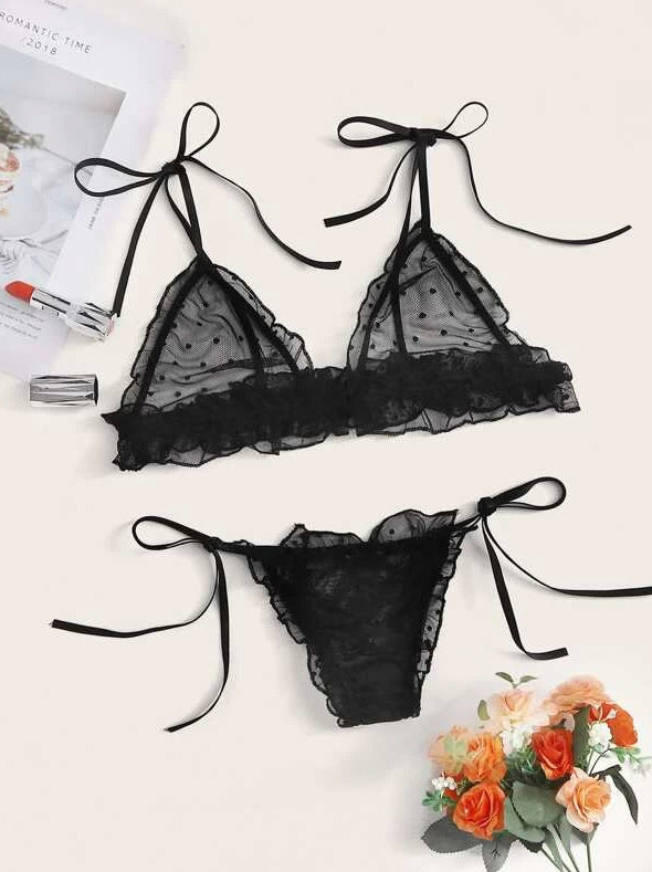 Sexy Lingerie Set Women Lace Beautiful Back Criss Cross Strap Thin French Bra Wireless Bra Triangle Cup Girl