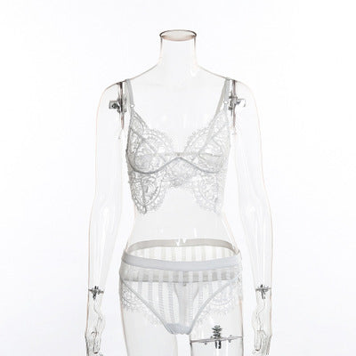 Ensemble de sous-vêtements fendus en dentelle