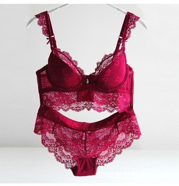 Sexy Mousse femmes ensemble de soutien-gorge Sexy Ultra-mince rouge noir dentelle soutiens-gorge sous-vêtements soutien-gorge push up et sous-vêtements