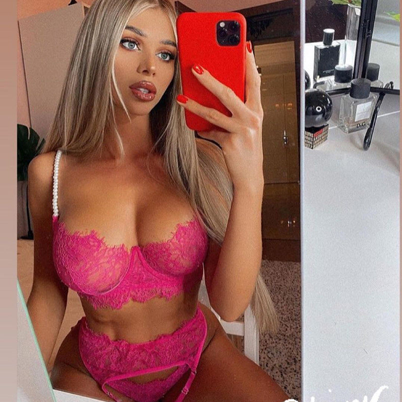 Ensemble de lingerie trois pièces en dentelle brodée et maille perlée pour femmes
