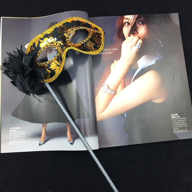 Female Side Flower Half Face Chinese Style Mysterious Temperament Holding Mask