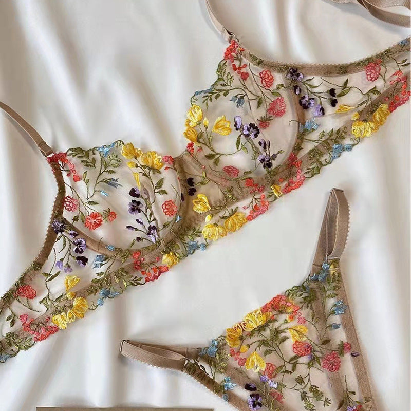 Ensemble deux pièces de lingerie sexy à lacets et coutures en dentelle