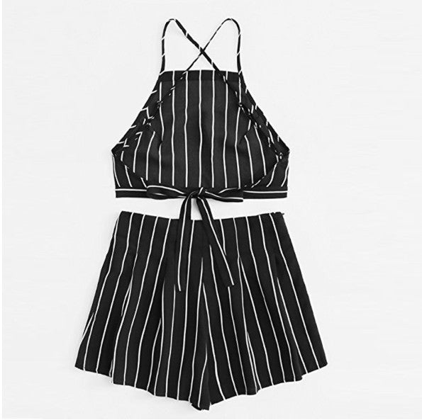 Ensemble de vacances sexy à la plage, dos nu et à bretelles rayées