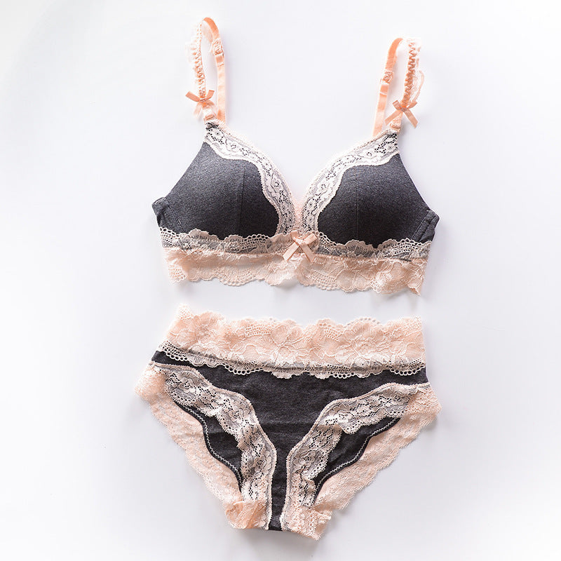 Ensemble de soutien-gorge fille japonaise en dentelle sexy Deep V