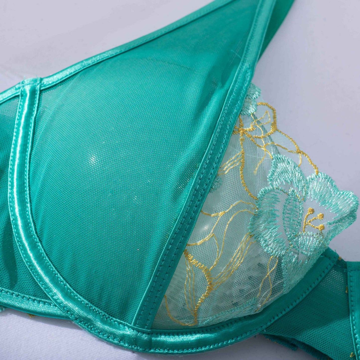 Ensemble de soutien-gorge à la mode pour femmes, broderie