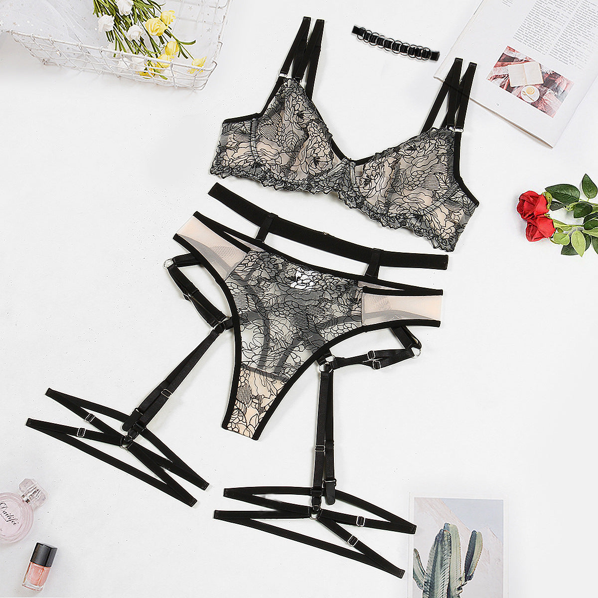 Summer Sexy Underwear Collar Garter Suit Embroidered Mesh Splicing See Through Sexy Five Piece Set