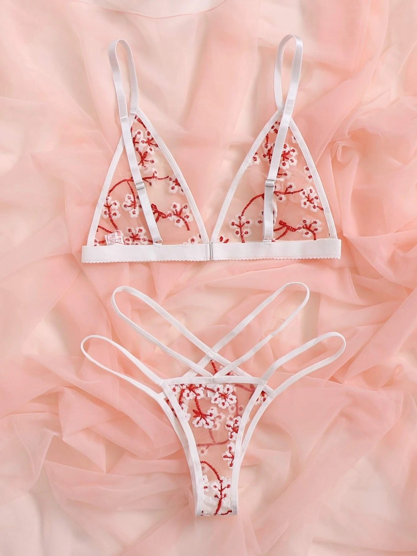 Embroidered Pattern Girl Bra Comfortable Seamless Pure Cotton Thin Small Breast Push up Fresh Girl Sexy Lingerie
