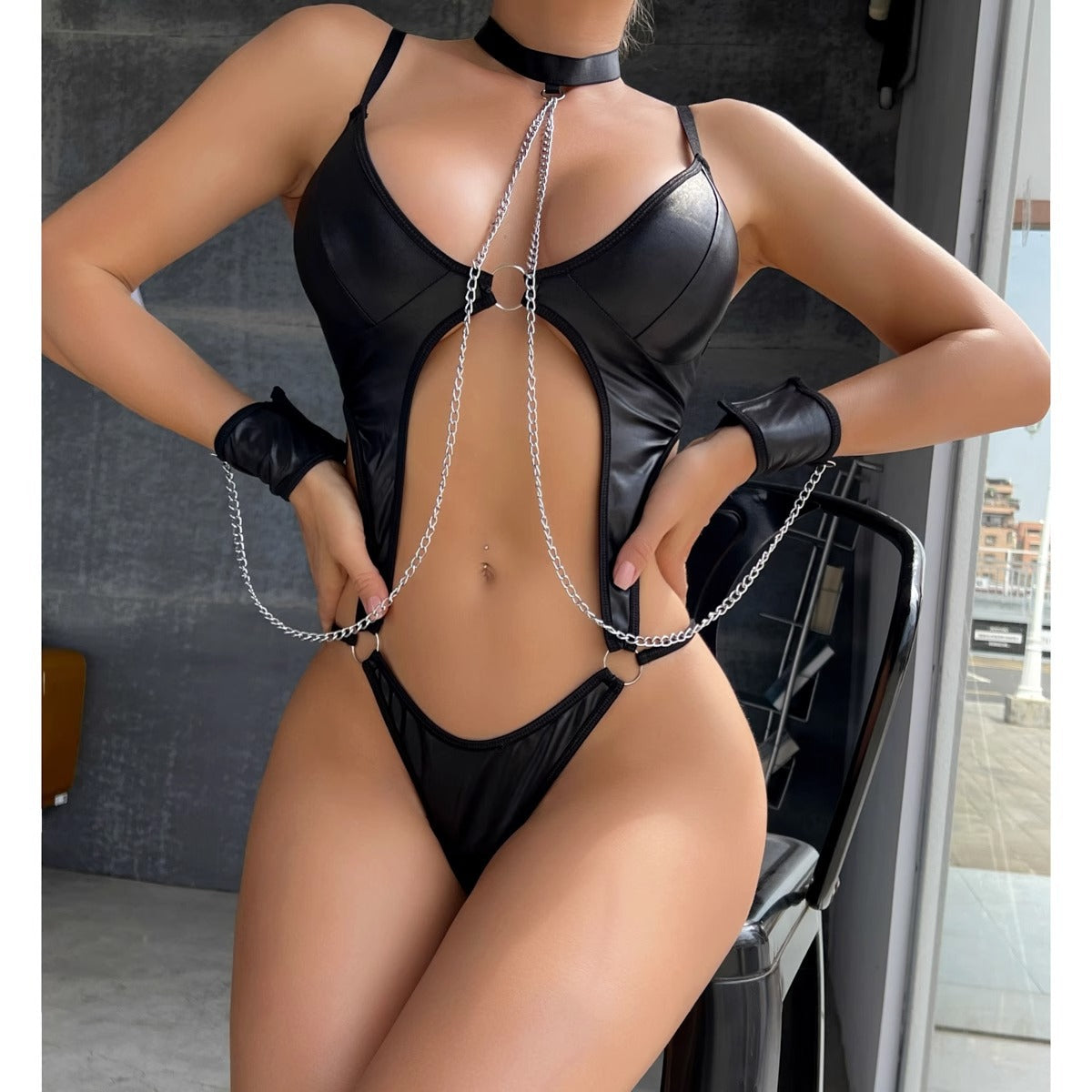 Supply Sexy Faux Leather Cropped Body Shaping Corsets with Bracelet Sexy Lingerie Sets