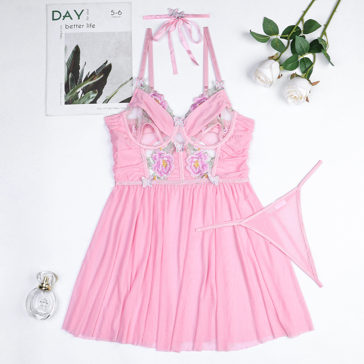 Ensemble trois pièces pour femmes, vêtements floraux, broderie exquise, papillon, ajouré, découpe, maille, épissage, écharpe, chemise de nuit