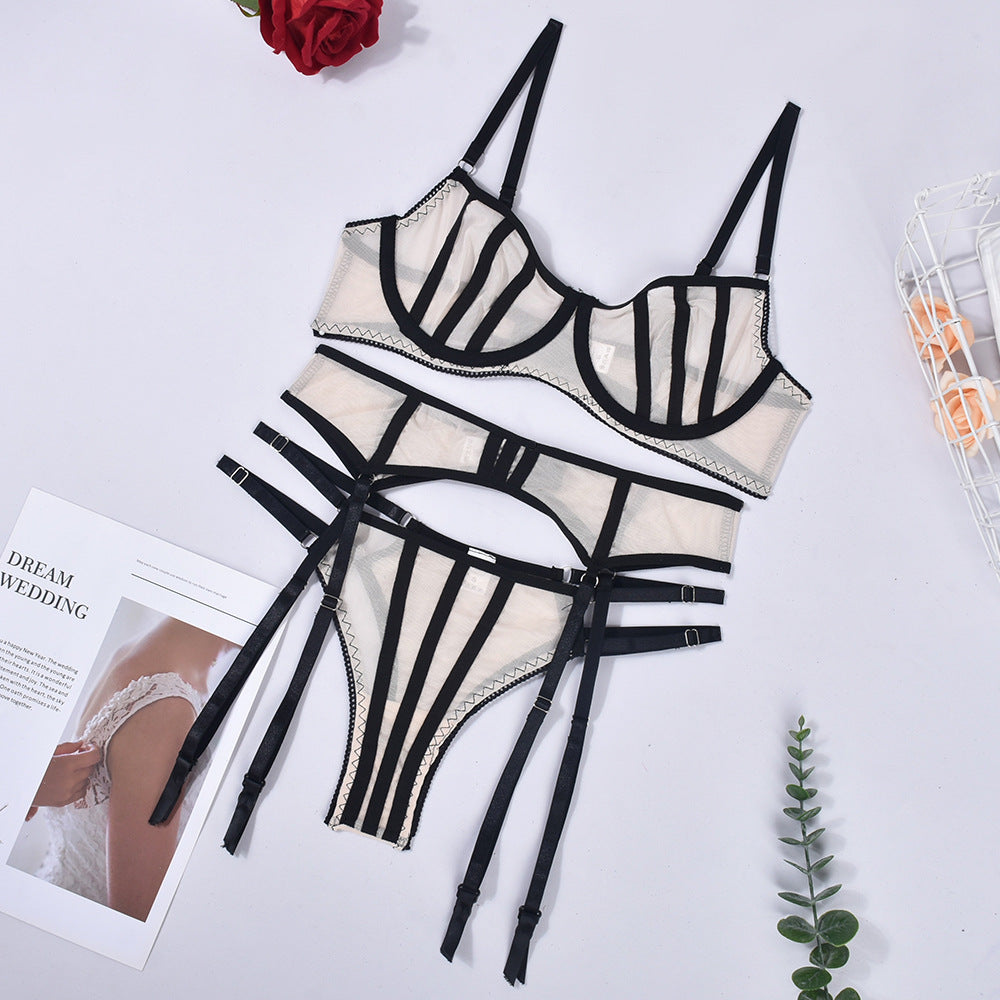 Lingering Sexy Underwear Popular Mesh Contrast Color Bra See through Sexy Three Piece Suit