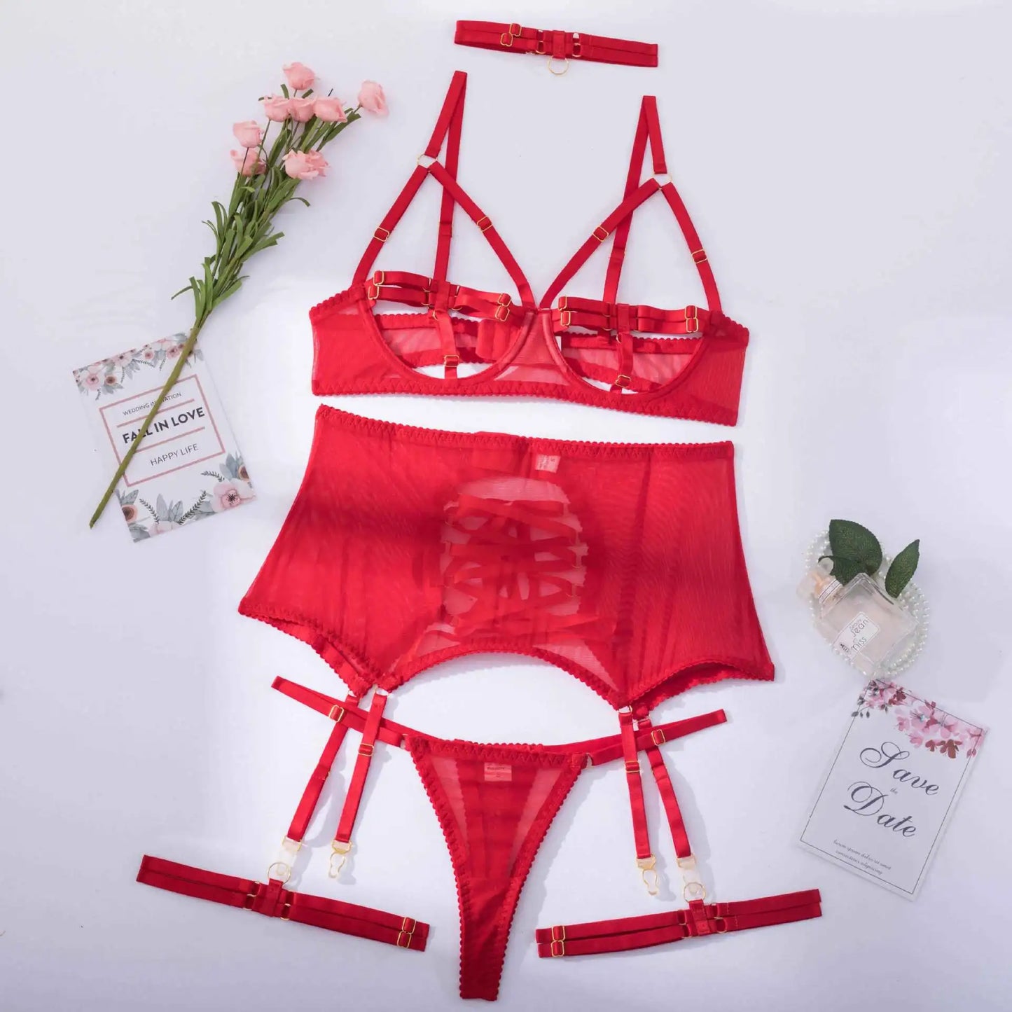 Lencería sensual Conjunto de ropa interior de 5 piezas Disfraces Sujetador hueco Calzoncillos Traje rojo