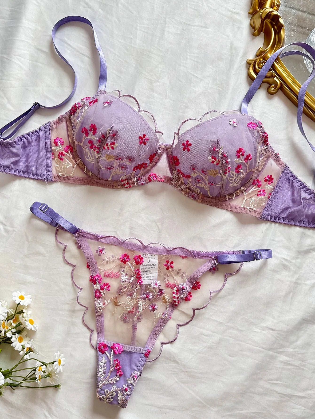 Fairy Floral Lingerie Delicate Underwear Transparent Bras Seamless Sex Suit Luxury Embroidery Lace Desire Hot Girl