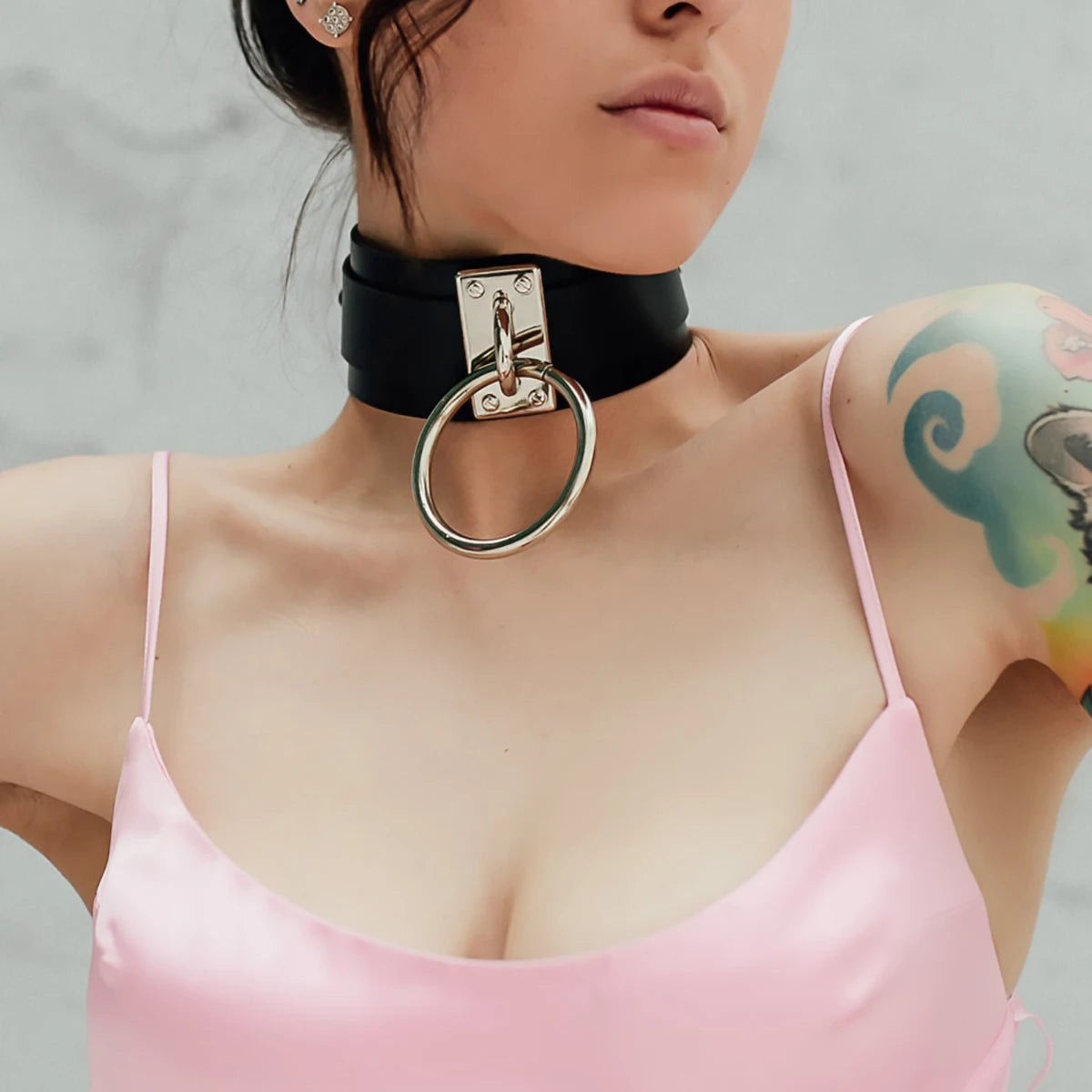 Gargantilla de cuero Sexy para mujer, collar Harajuku Kawaii de Metal de Color dorado, joyería turca de moda, collar gótico Punk para niña
