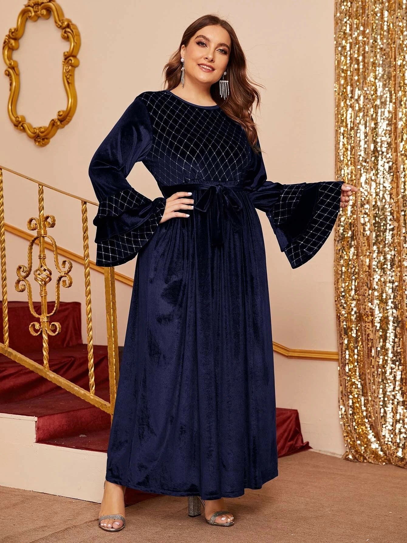 Fashion Oversized Women's Hot Stamped Flare Sleeves Golden Velvet Casual Dress