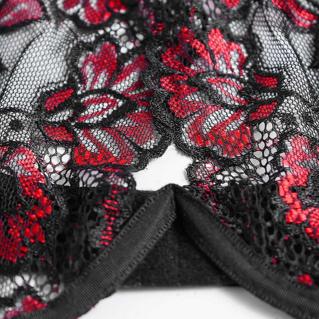 Three-piece  lingerie