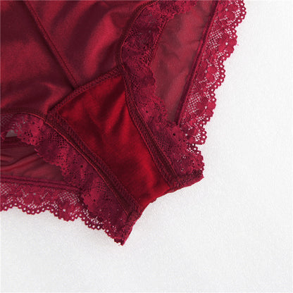 Lingerie pour femme - Slip triangle latéral en dentelle