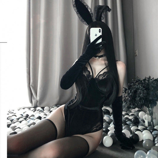 Lencería sexy con tirantes sin espalda.