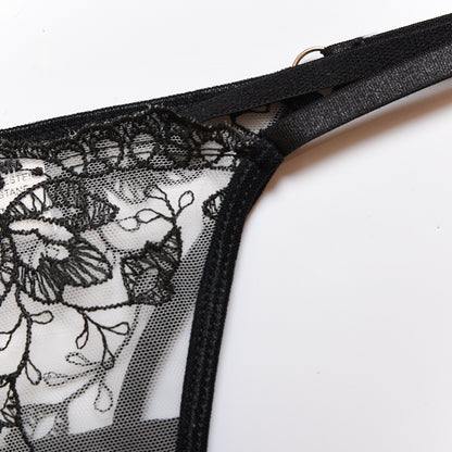 Style chaud européen et américain nouveau ensemble de sous-vêtements de soutien-gorge sexy en dentelle en maille brodée