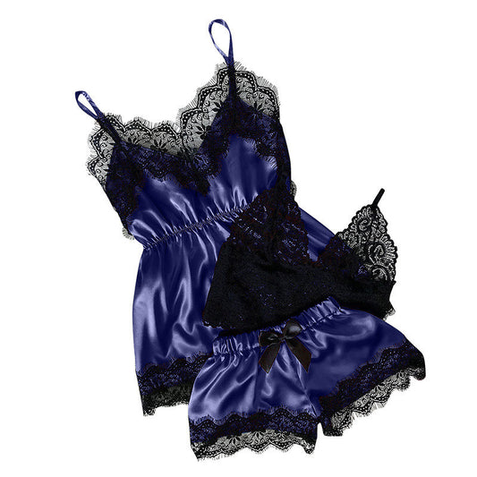 Conjunto de pijama con pantalones cortos con tirantes de encaje y camisón sexy