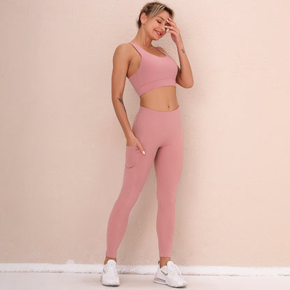 Conjunto de yoga con sujetador trasero de belleza sexy de nailon de doble cara
