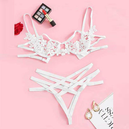 Costume trois points lingerie sexy