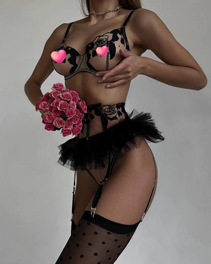 Conjunto de lencería divertida y falda pequeña bordada para mujer
