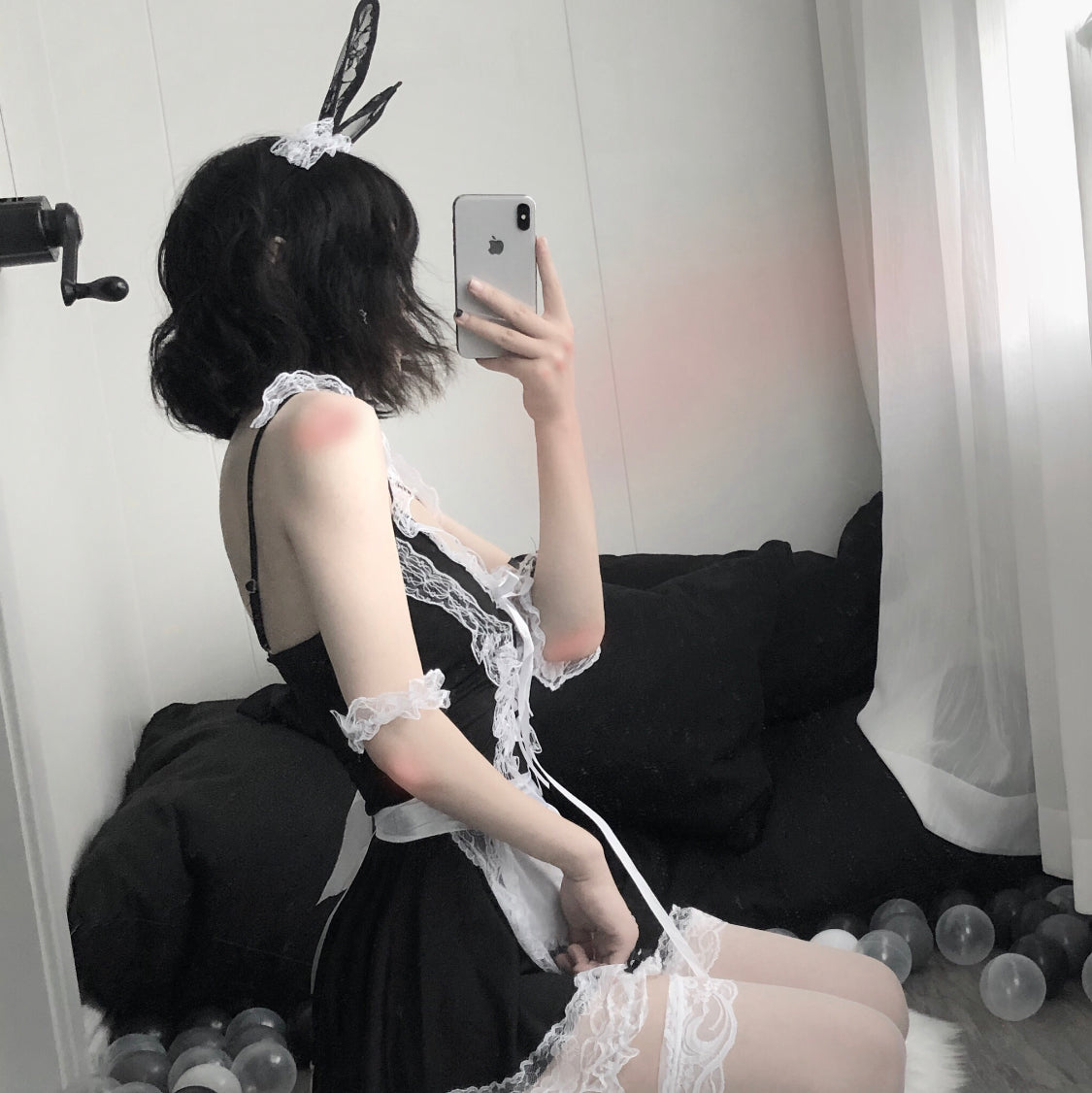Traje de sirvienta sexy con lencería de sirvienta con orejas de conejo