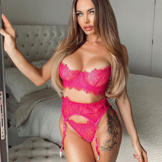 Ensemble de lingerie trois pièces en dentelle brodée et maille perlée pour femmes