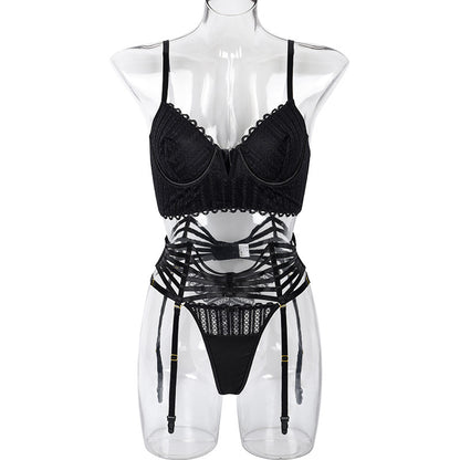 Lingerie sculptante à col en V et bretelles artisanales