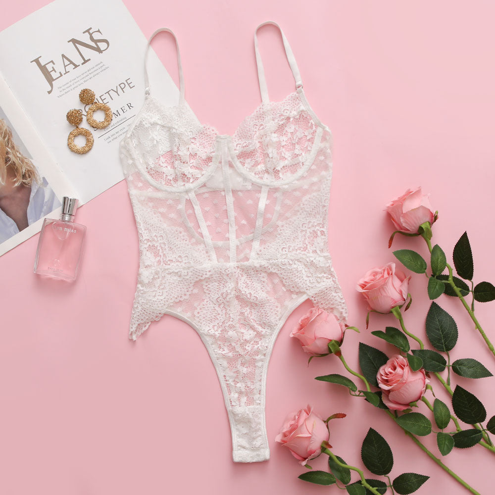 Lingerie sexy sexy avec combinaison en dentelle avec anneau en acier