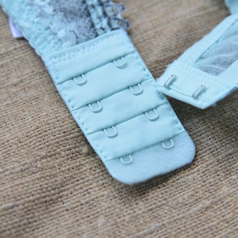 Conjunto de lencería en dentelle.