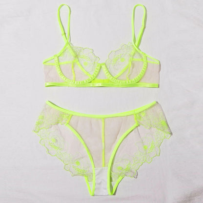 Ensemble de lingerie transparente brodée en maille pour femmes