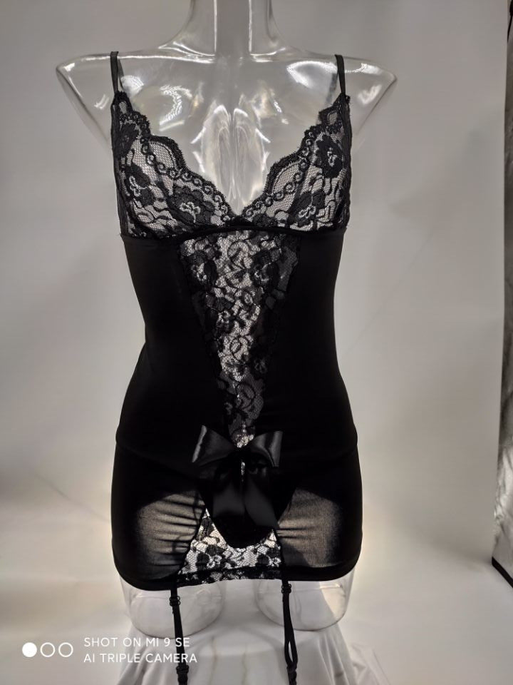 Lingerie Sexy, jupe à bretelles européenne et américaine, uniforme de grande taille, pyjama à bretelles de tentation, chemise de nuit Sexy