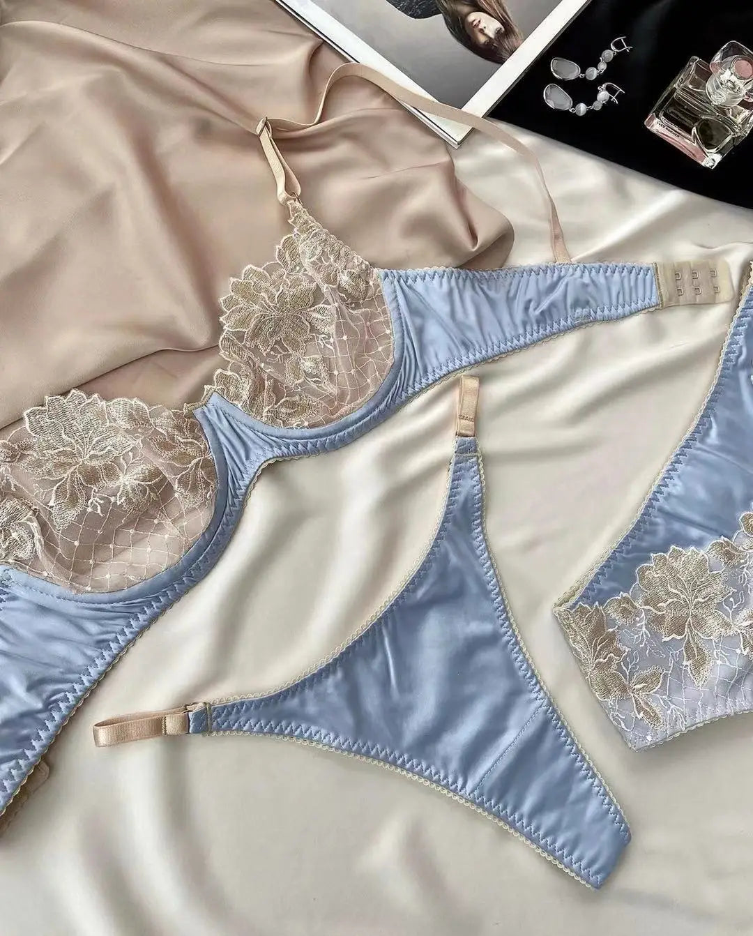 Sexy Lingerie Lace Embroidery  Underwear Set Underwire Push Up Bra Brief Sets with Garters Fancy Sensual Outfit