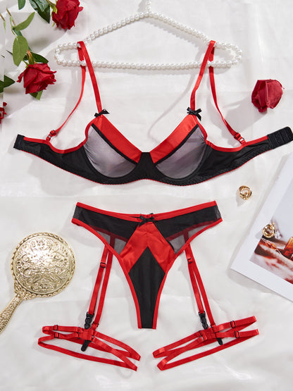 Traje sexy de color en contraste Conjunto de tres piezas de ropa interior sexy con lazo de malla para mujer