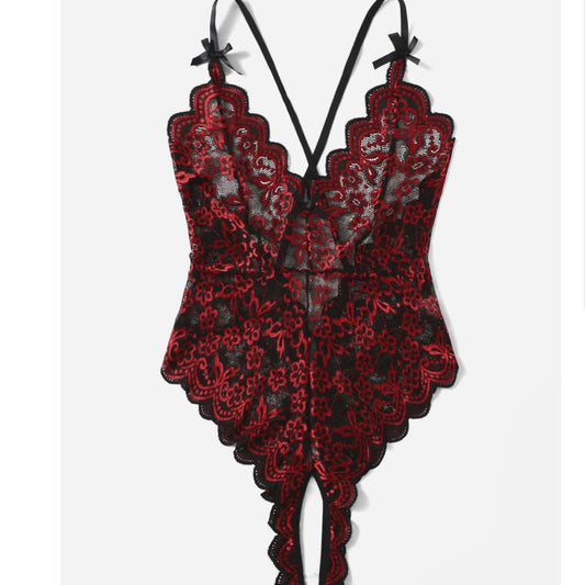 Combinaison sexy en dentelle papillon avec écharpe