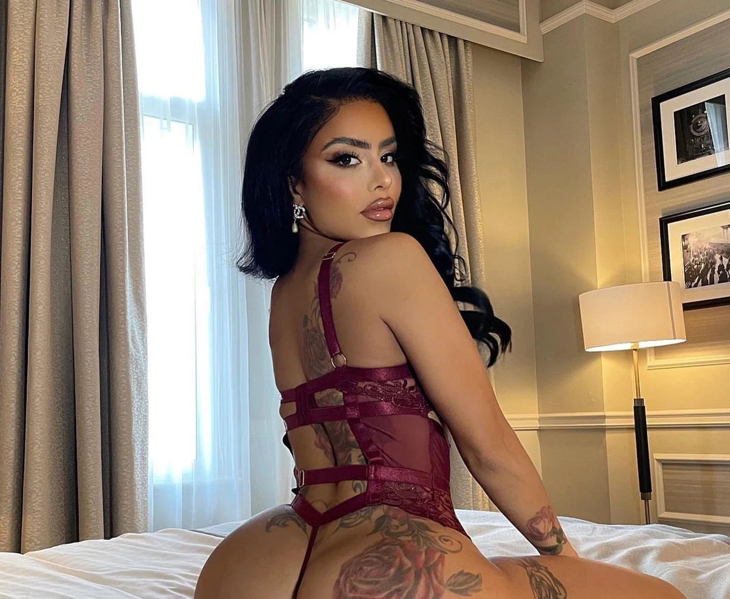Bodysuit Lingerie Cut Out See-Through One-Piece Body  Backless Thongs Teddy Embroidery  Hot Tights