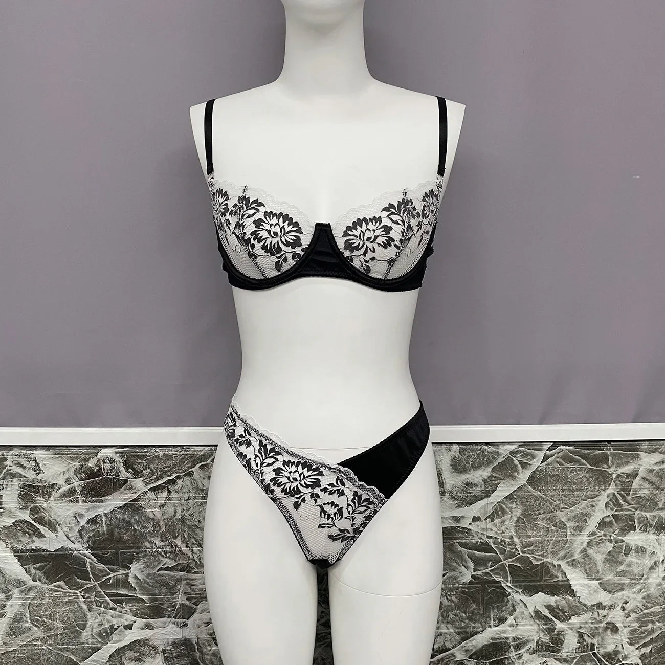 Ellolace Lingeries Sets Sexy Seamless Push Up Bra Erotic Outfit Women Lace Hot Underwear Only Fans Fancy See Through Linen Set