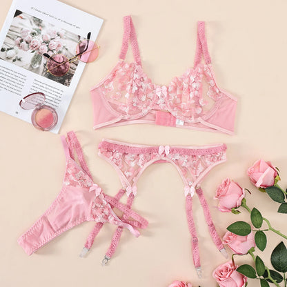 Floral  Lingerie Lace Embroidery Well-Looking Underwear Fancy Pink Costume Nighty For Wife Bra And Panty Set