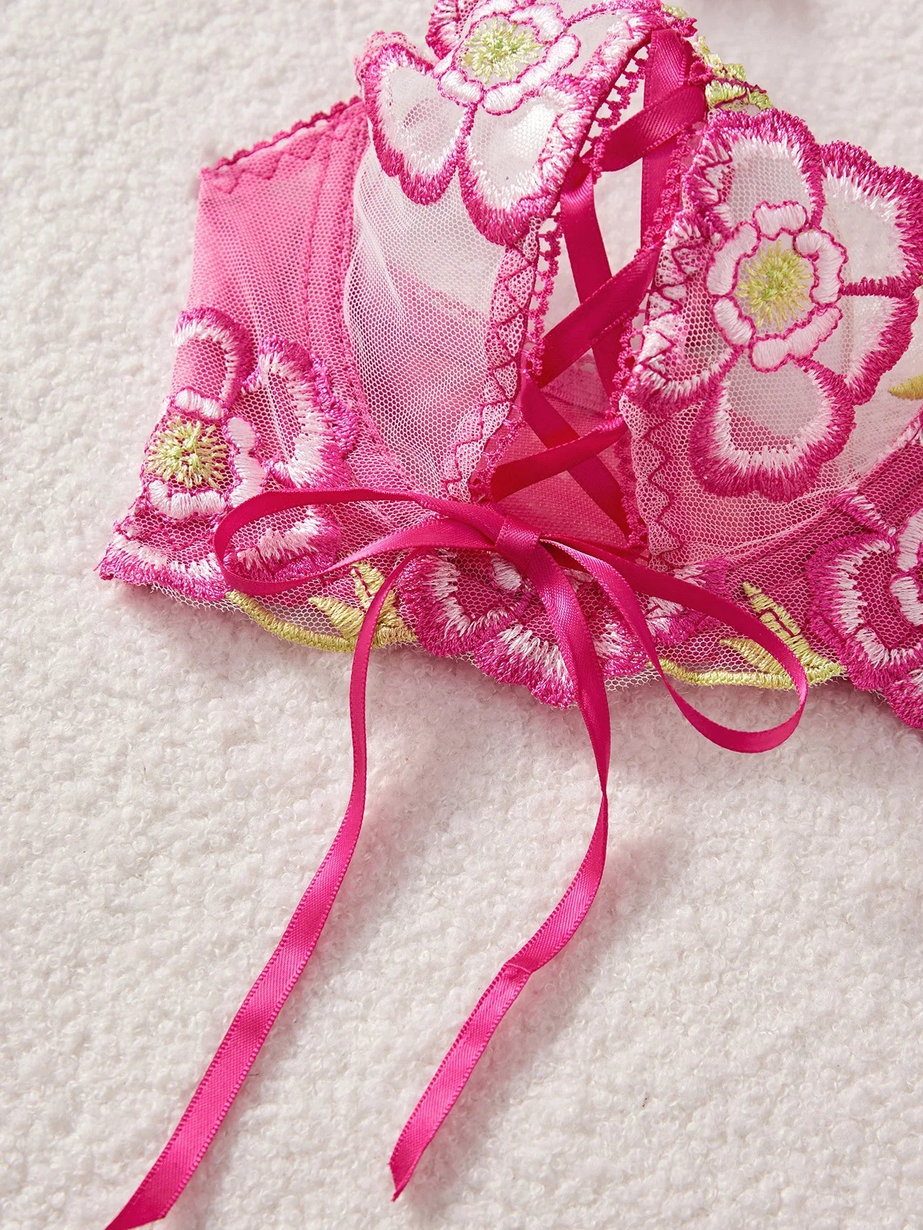 Ellolace Sexy Lingerie Extreme Onlyfans Kit Fantasy Peekaboo Bra Lace Up Cup Ladies Transparent Underwear Without Censorship