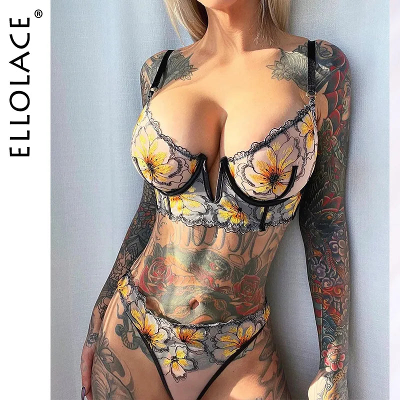 Fancy Lingerie Floral  Underwear Luxury Lace Deep-V Bra Set Women 2 Piece Transparent Sheer Bilizna Set Of