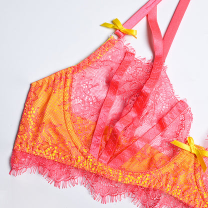 Ensemble de lingerie chaussettes croisées de couleur contrastée avec coutures en perspective en maille